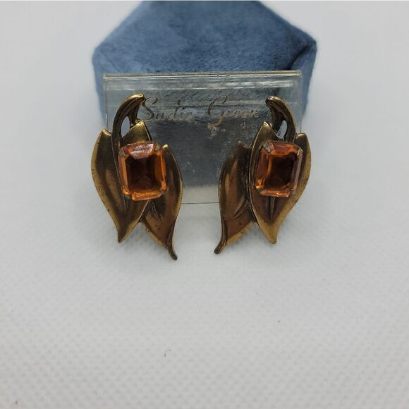 SADIE GREEN Vintage Earrings  - Picture 2 of 5